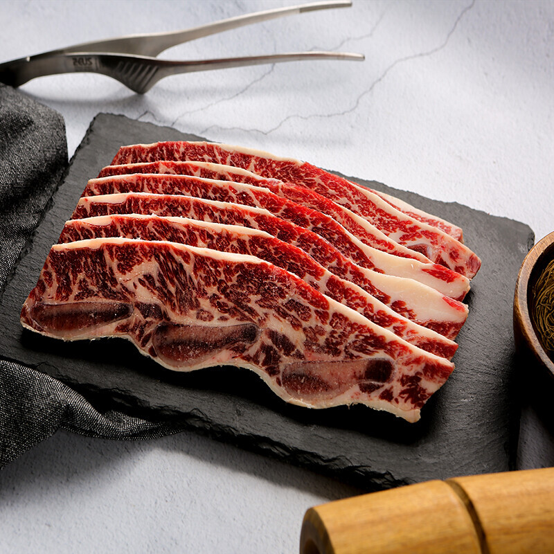 한돈삼겹살,국내산돼지고기,보쌈용고기,캠핑삼겹살,한돈목살,항정살,찌개용고기